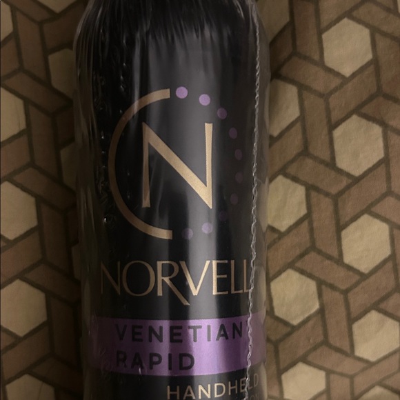 Venetian Rapid Handheld Spray Tan Solution - Black - Picture 2 of 4